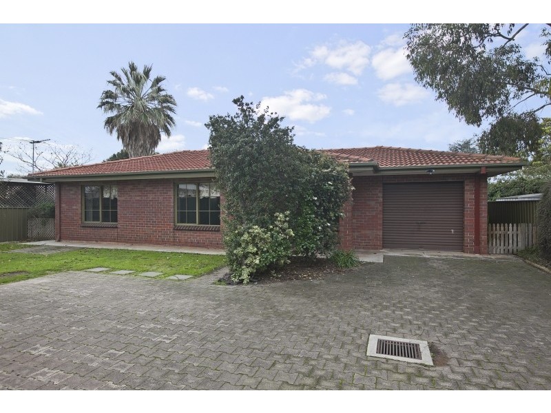 Units 1 and 2, 12 Avenue Road, Cumberland Park SA 5041