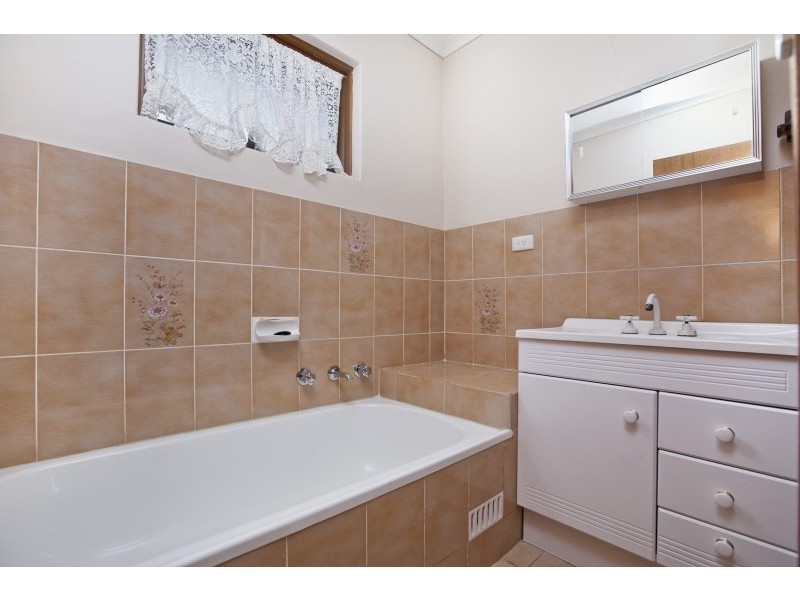 Units 1 and 2, 12 Avenue Road, Cumberland Park SA 5041