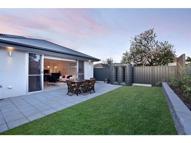 18a Darling Street, Sturt SA 5047