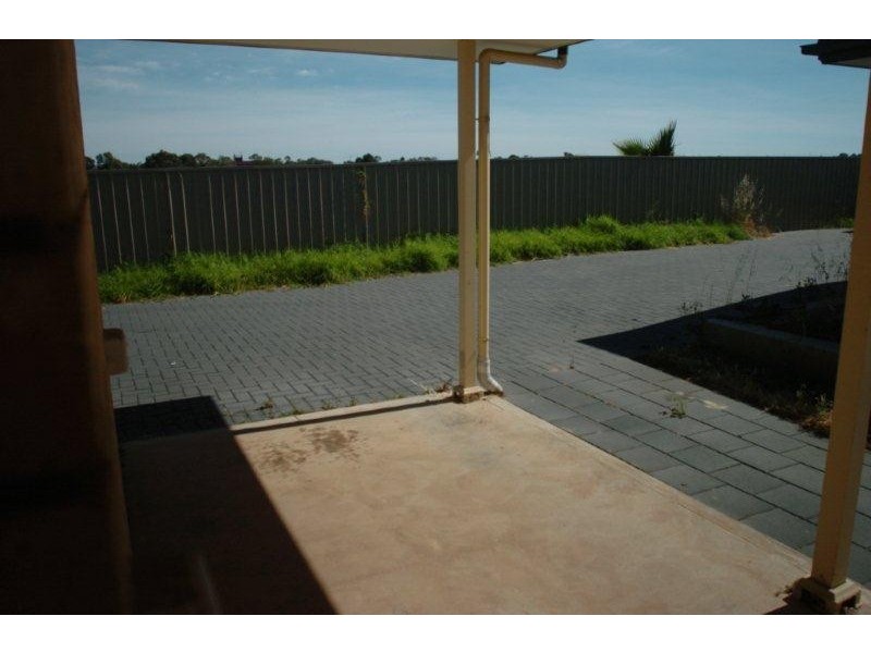 26b Redward Ave, Greenacres SA 5086