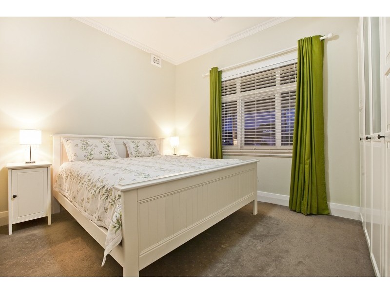 18 Cedar Avenue, Royal Park SA 5014