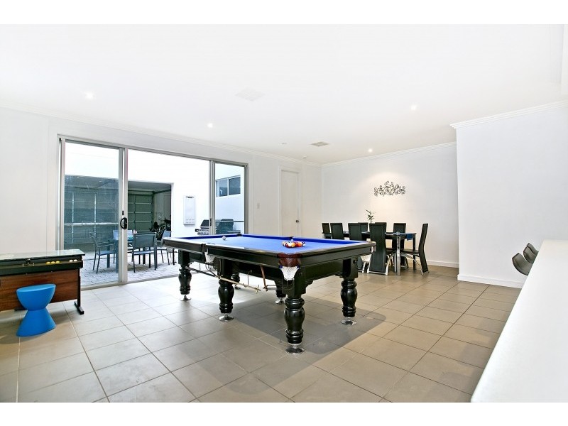 17 Augustine Street, Mawson Lakes SA 5095