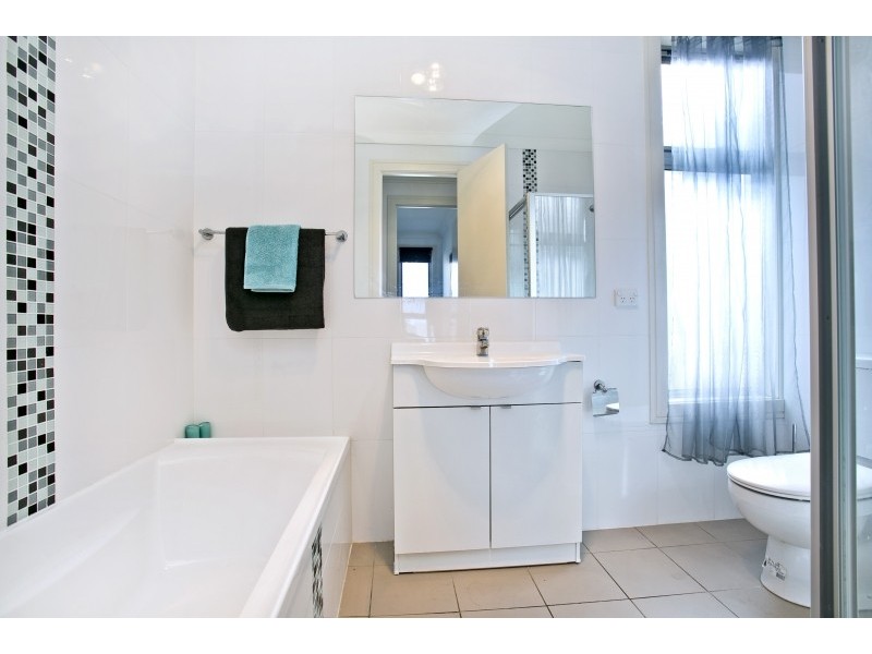 17 Augustine Street, Mawson Lakes SA 5095