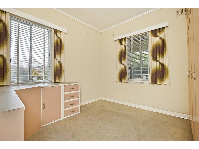 35 Pine Avenue, Glenelg North SA 5045