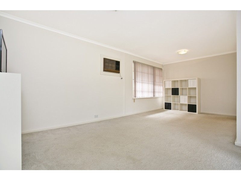 31 Blaxland Avenue, Ingle Farm SA 5098