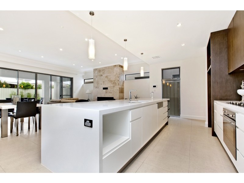 3 Rodgers Avenue, Henley Beach South SA 5022