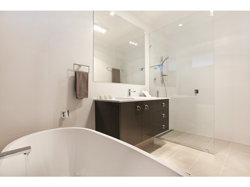 3 Rodgers Avenue, Henley Beach South SA 5022