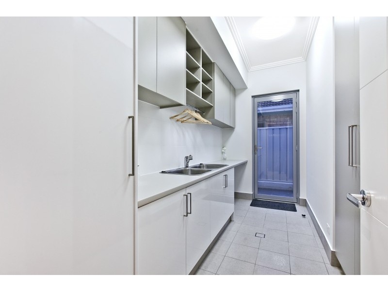 3 Rodgers Avenue, Henley Beach South SA 5022