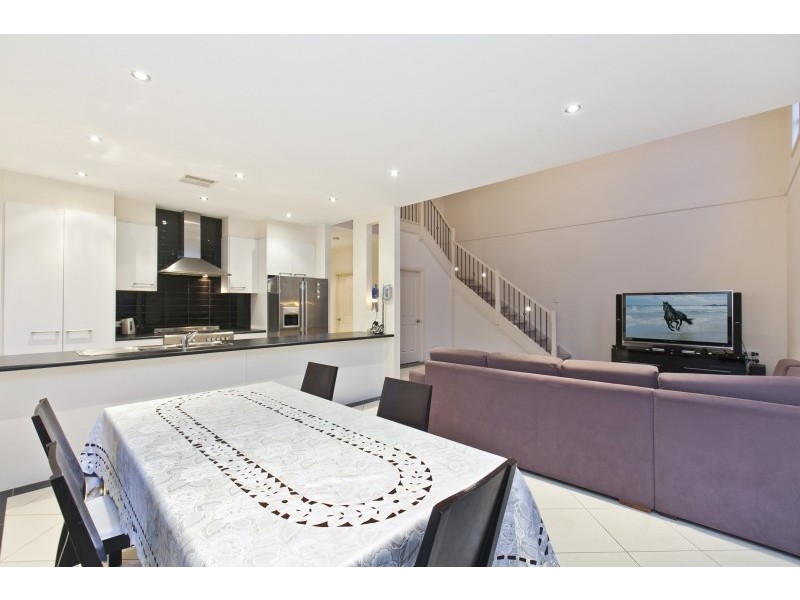 5 Squires Avenue, Seaton SA 5023