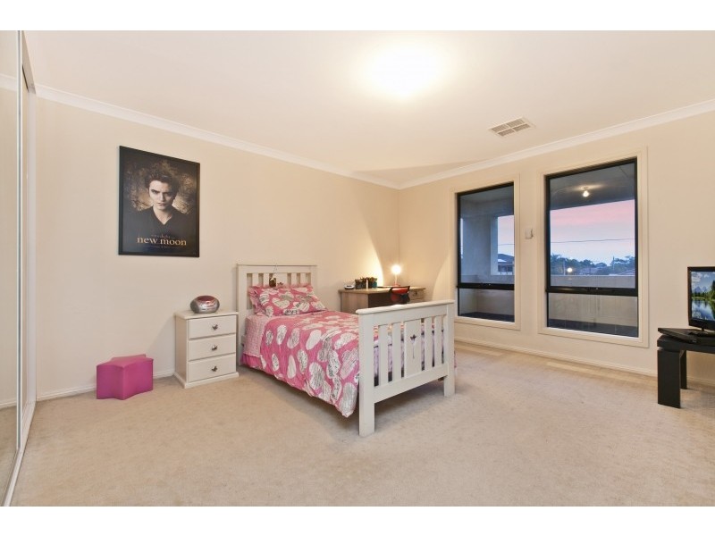 5 Squires Avenue, Seaton SA 5023