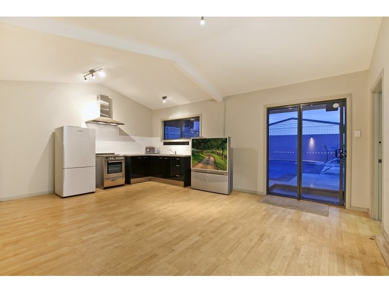 5 Squires Avenue, Seaton SA 5023