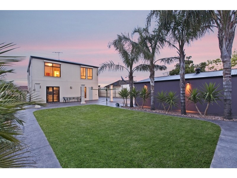 5 Squires Avenue, Seaton SA 5023