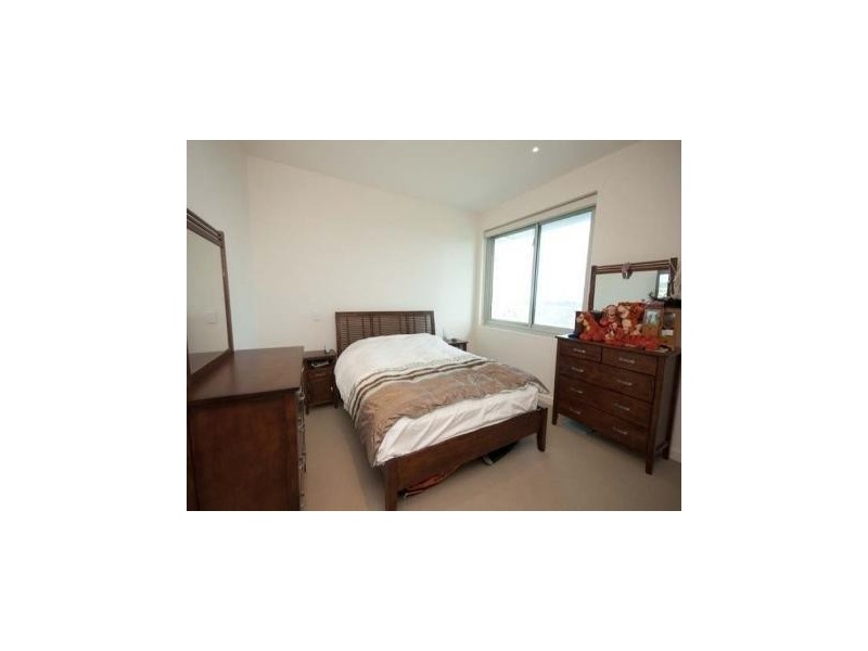 502/1-2 Tarni Court, New Port SA 5015
