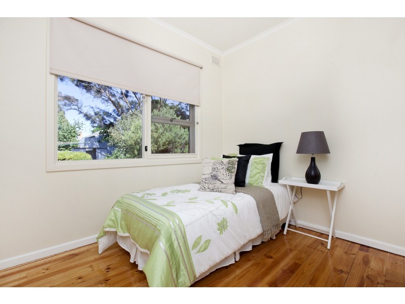 10 Pauls Drive, Valley View SA 5093