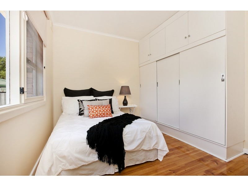 10 Pauls Drive, Valley View SA 5093