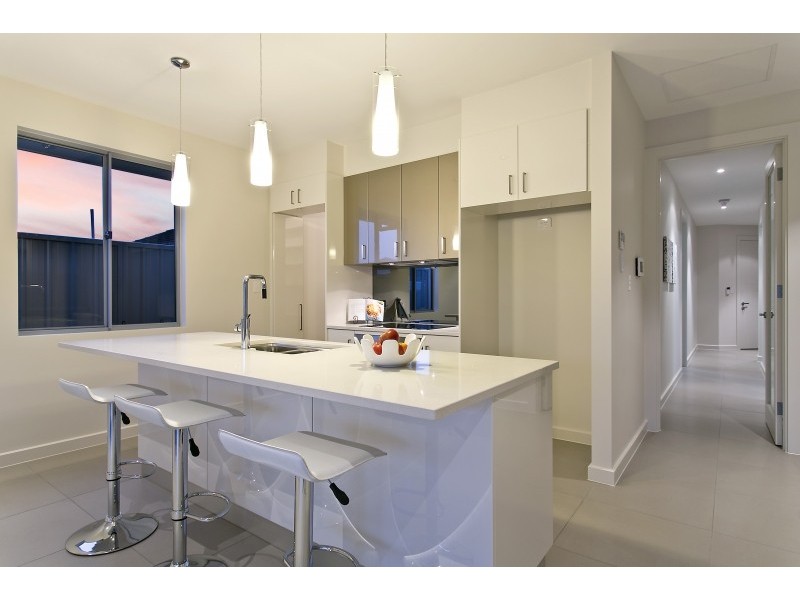 4A Yorktown Crescent, Henley Beach South SA 5022