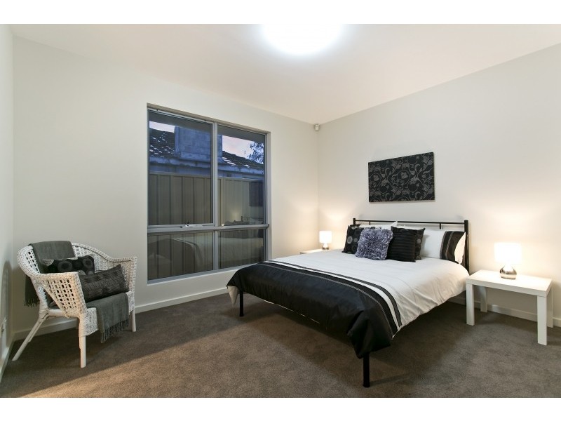 4A Yorktown Crescent, Henley Beach South SA 5022