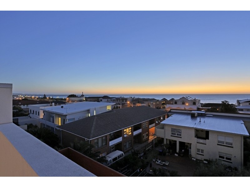 1/5 Clegowie Street, West Beach SA 5024