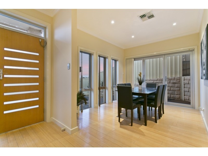 3/5 Clegowie Street, West Beach SA 5024