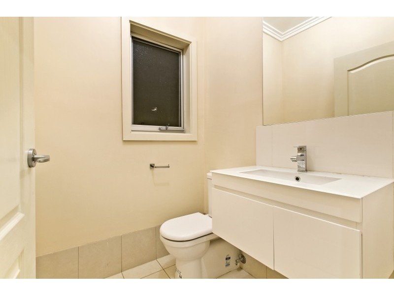 3/5 Clegowie Street, West Beach SA 5024