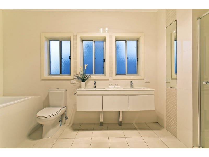 3/5 Clegowie Street, West Beach SA 5024