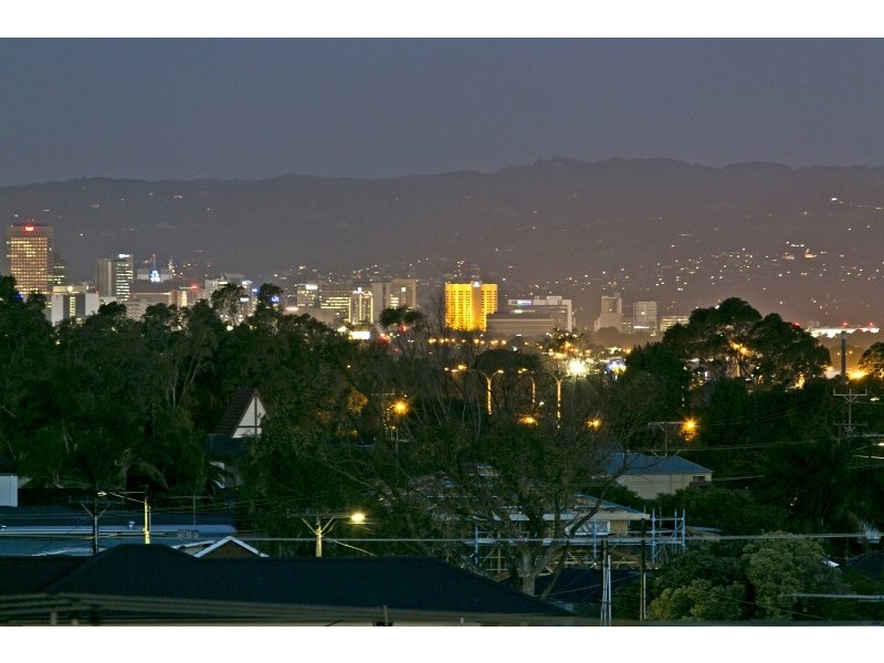 3/5 Clegowie Street, West Beach SA 5024