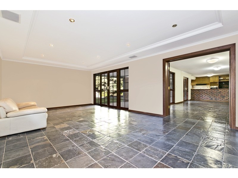 24 Sir John Marks Drive, West Lakes SA 5021