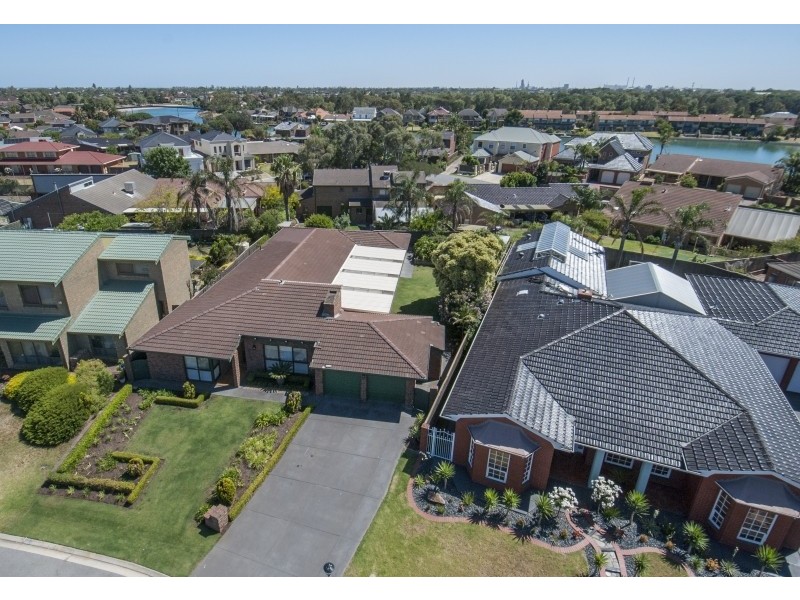24 Sir John Marks Drive, West Lakes SA 5021