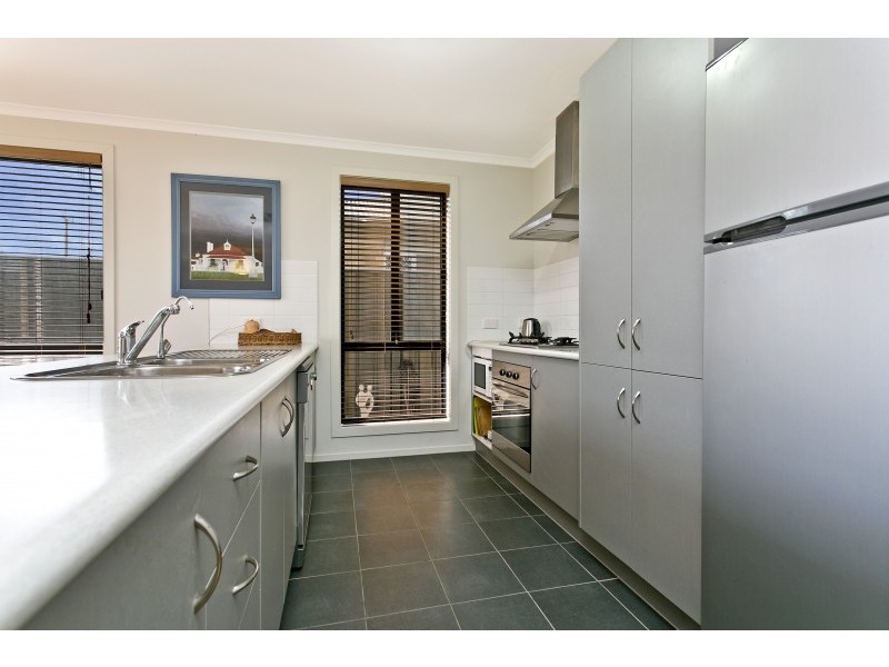 56 Wattlebird Drive, Burton SA 5110