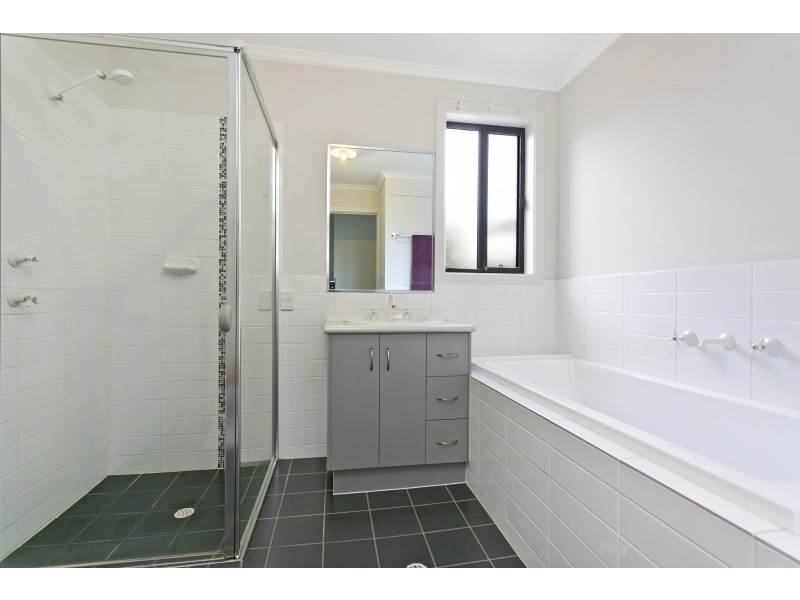 56 Wattlebird Drive, Burton SA 5110