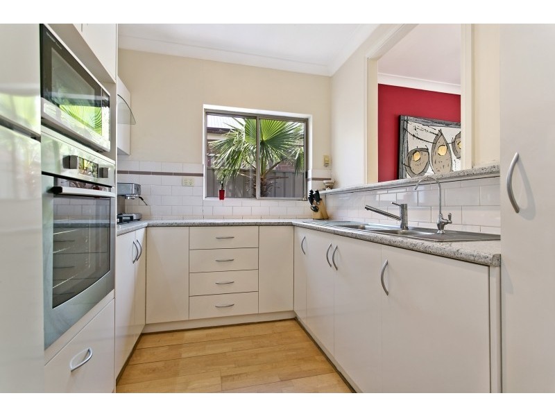 2/31 Mariners Crescent, West Lakes SA 5021