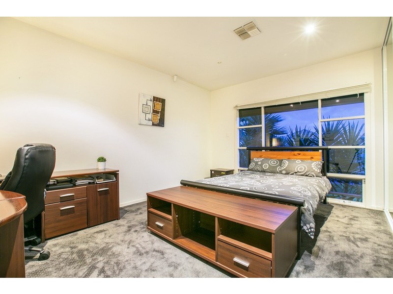 38 Burlington Road, Hallett Cove SA 5158