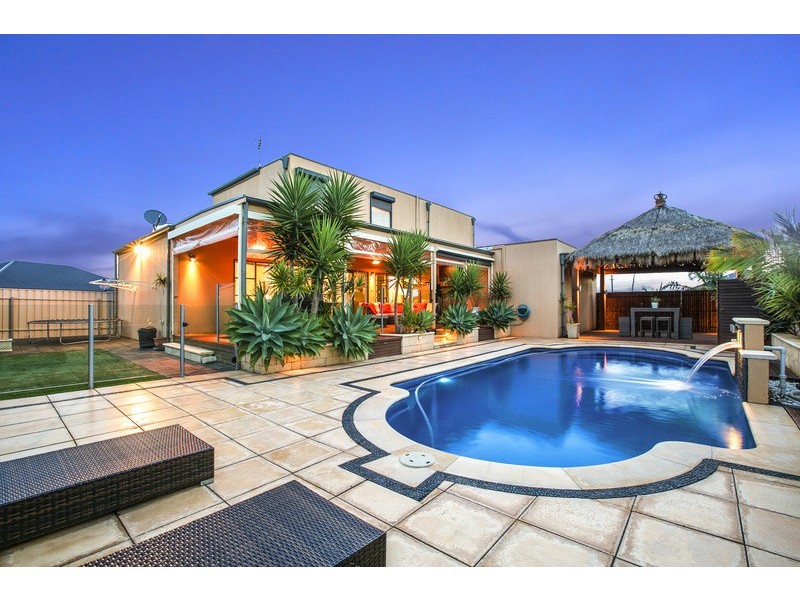 38 Burlington Road, Hallett Cove SA 5158