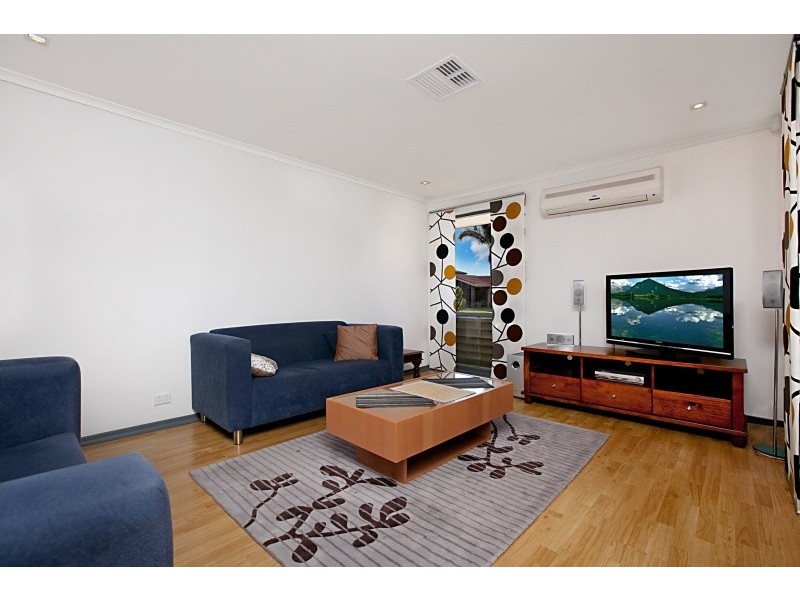 9 Marinna Court, West Lakes SA 5021