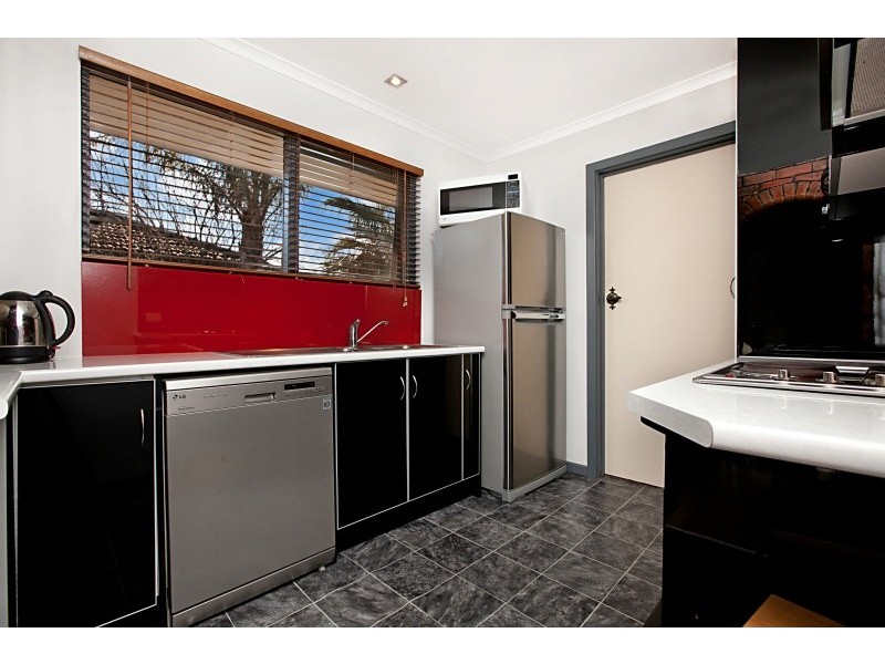 9 Marinna Court, West Lakes SA 5021