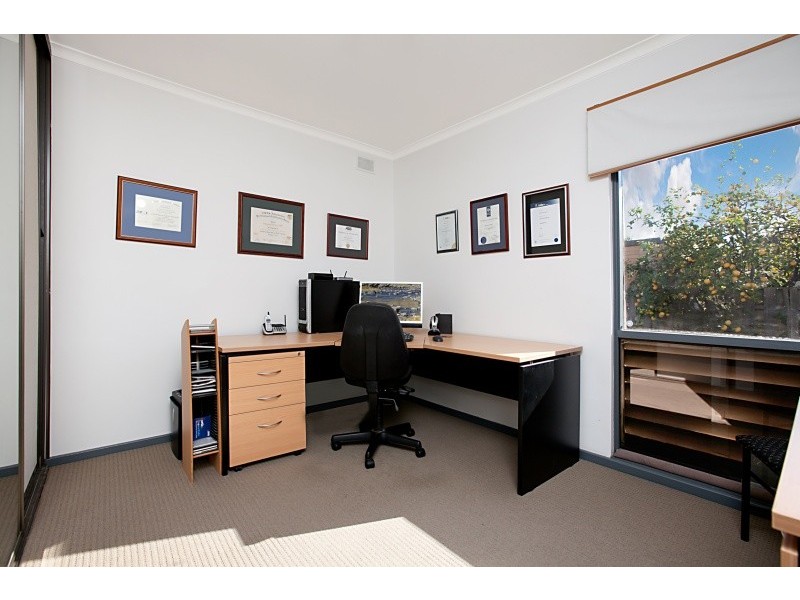 9 Marinna Court, West Lakes SA 5021