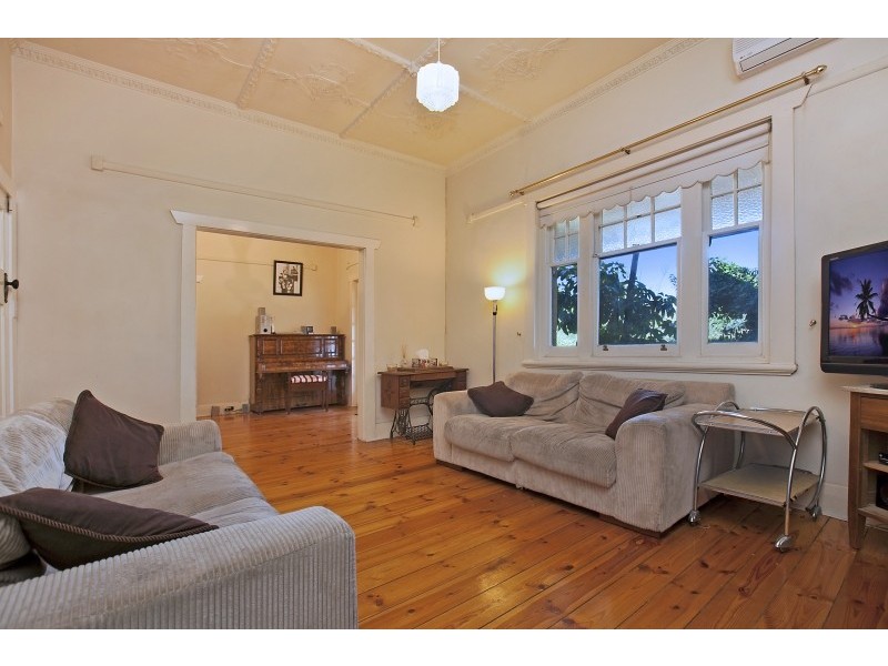 17 Kauri Parade, Seacliff SA 5049
