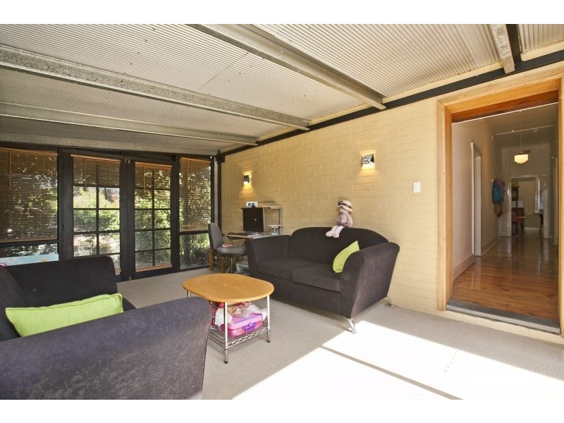 17 Kauri Parade, Seacliff SA 5049