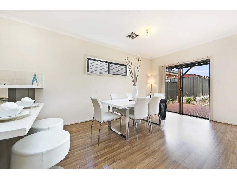 5A Walker Ave, Paradise SA 5075