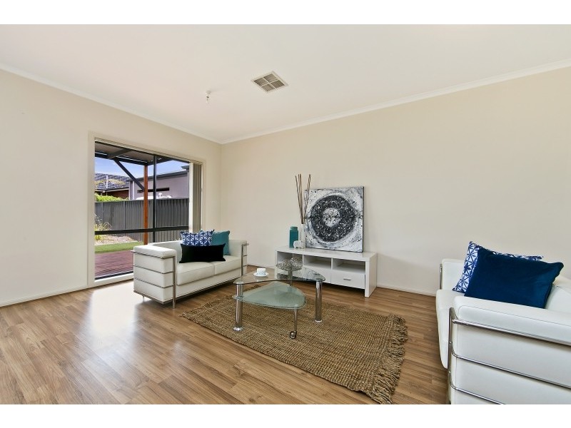 5A Walker Ave, Paradise SA 5075