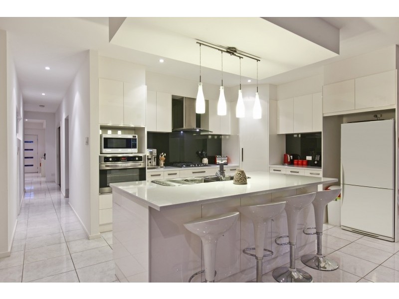 3 Singleton Avenue, Seaton SA 5023