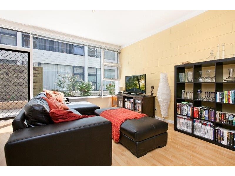 4/372 Seaview Road, Henley Beach SA 5022