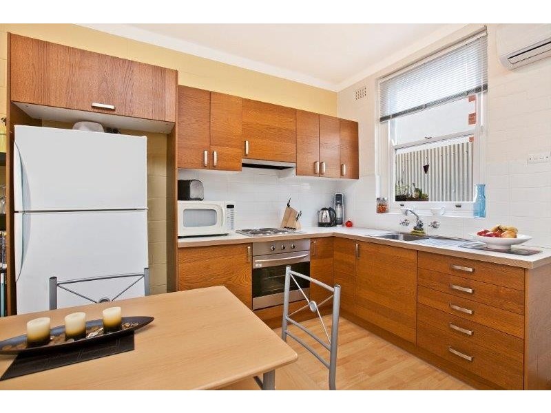 4/372 Seaview Road, Henley Beach SA 5022