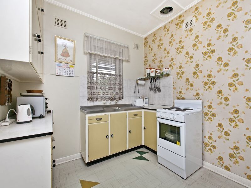 90 Reserve Parade, Findon SA 5023