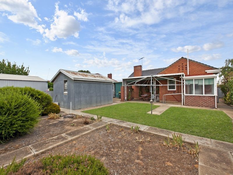 90 Reserve Parade, Findon SA 5023