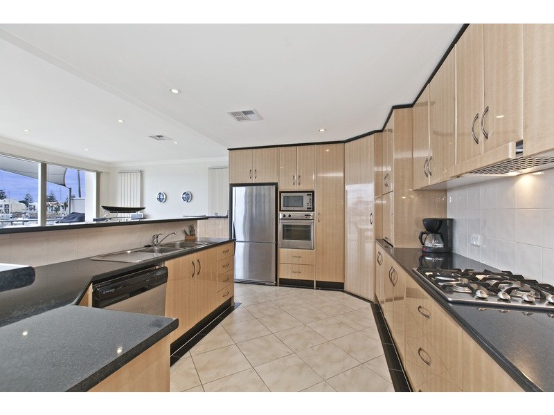 113 Gulf Point Drive, North Haven SA 5018