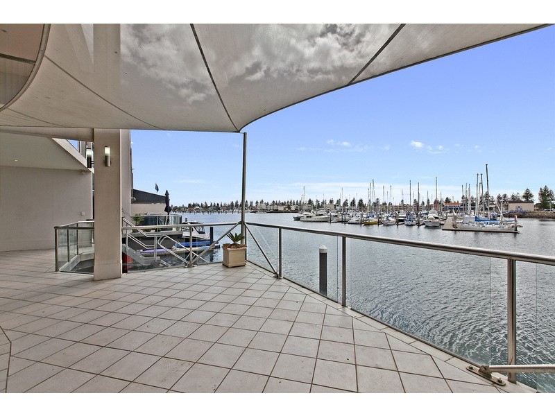 113 Gulf Point Drive, North Haven SA 5018