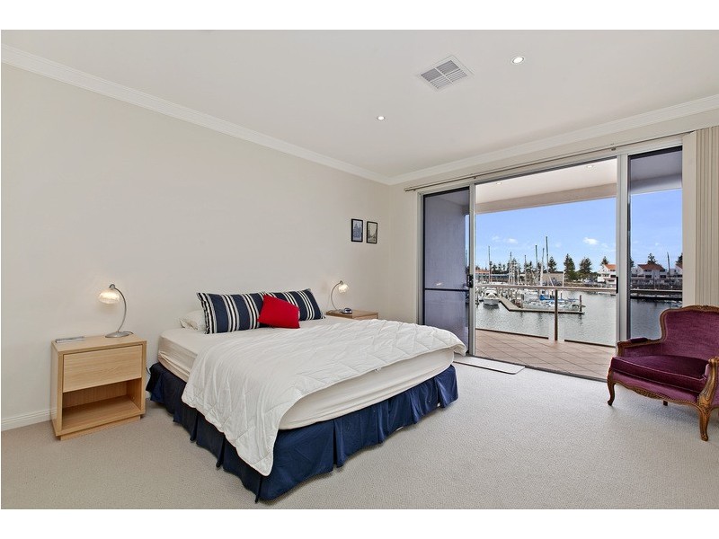 113 Gulf Point Drive, North Haven SA 5018