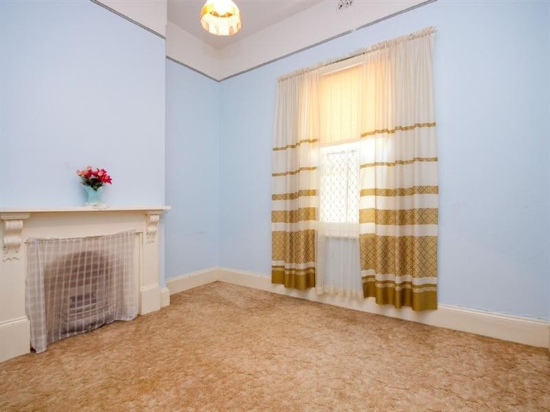 19 Hughes St, Mile End SA 5031