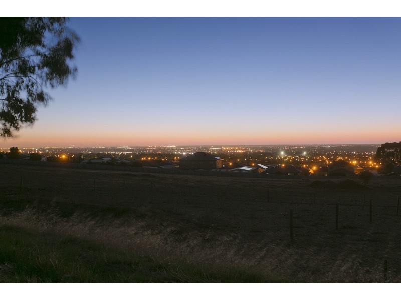 23 Vivian Road, Uleybury SA 5114